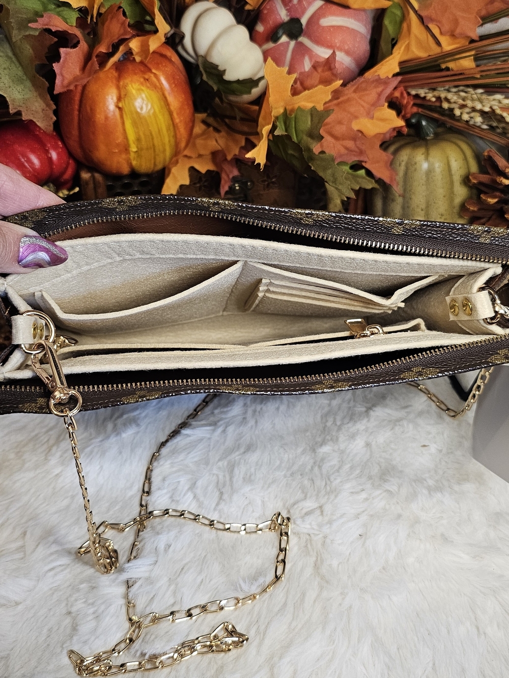Louis Vuitton Monogram Toiletry Pouch 26 With COA - Picture 11 of 16